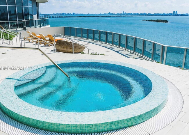 Building Photo - 488 NE 18th St