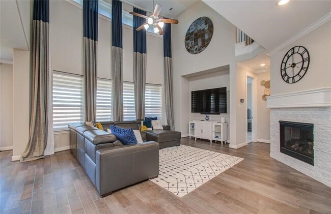 Building Photo - 4439 Rolling Field Ln