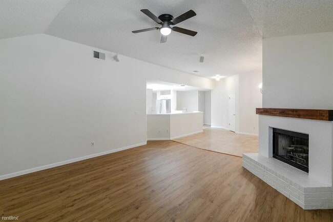 Building Photo - 6707 Carisbrooke Ln