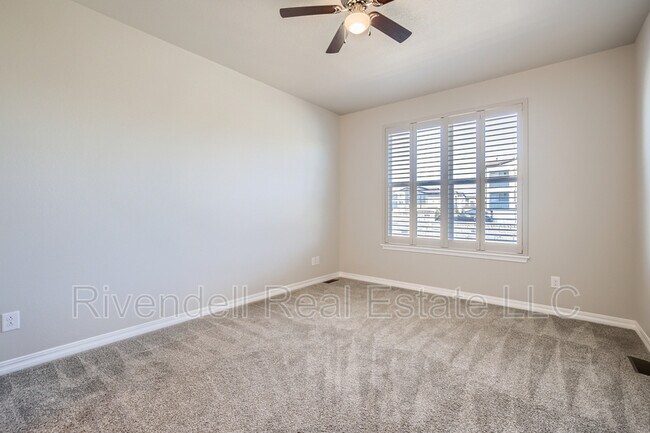Building Photo - 5805 Wild Rye Dr