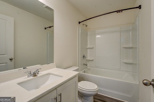 Building Photo - 7061 Rochford Dr