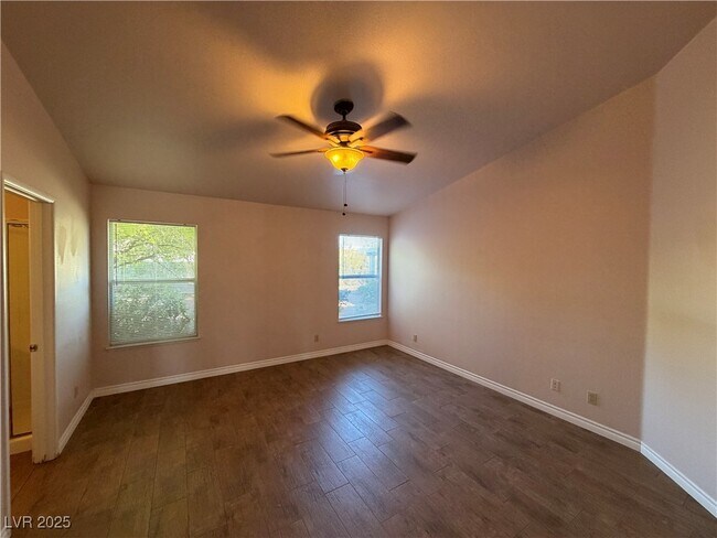 Building Photo - 4342 Valley Sage Dr