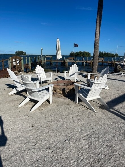 Have a campfire - 11330 S Indian River Dr