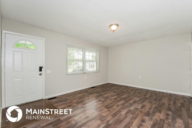 Building Photo - 2868 Essex St