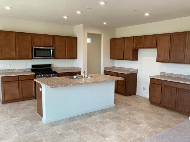Building Photo - 13056 Hartswood Dr
