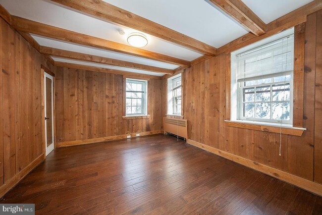 Building Photo - 625 Chelten Hills Dr