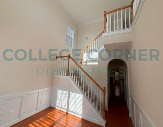 Building Photo - 4964 Wyngate Village Dr
