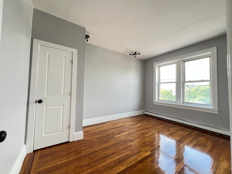 159 Hutton St 23 - 140 Hutton St
