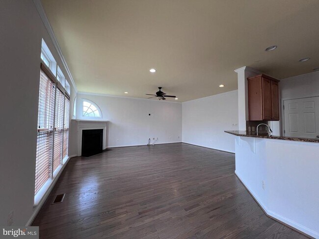 Building Photo - 3925 Beeker Mill Pl