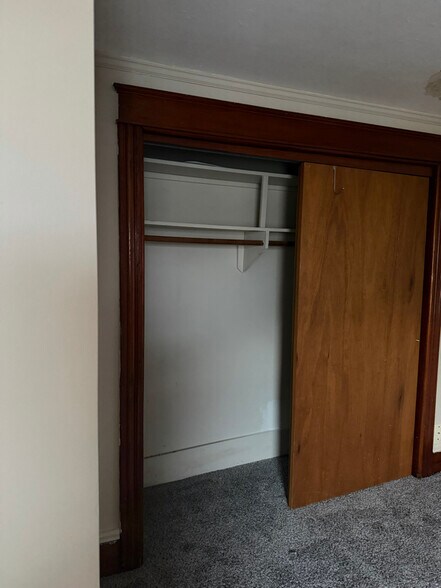 Building Photo - 52-52 Myrtle St