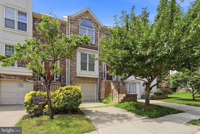 Building Photo - 46733 Woodmint Terrace