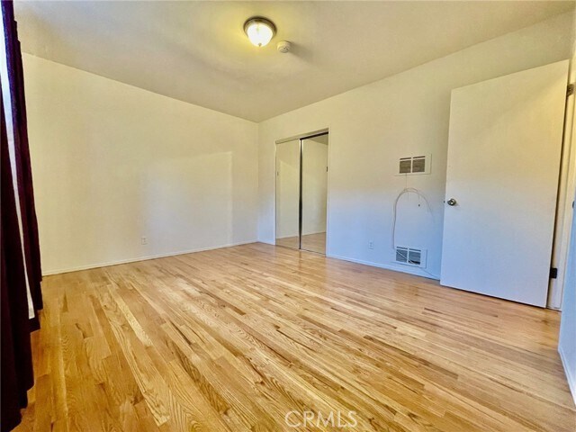 Building Photo - 1433 N Bronson Ave