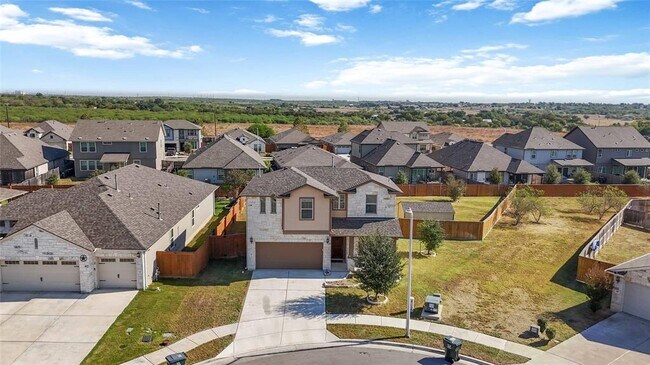 Building Photo - 137 Gray Wolf Dr