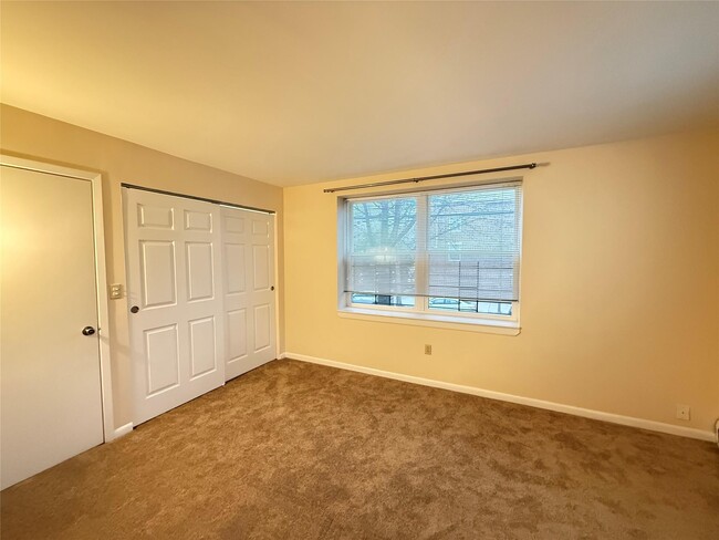 Building Photo - 1425 Crotona Ave