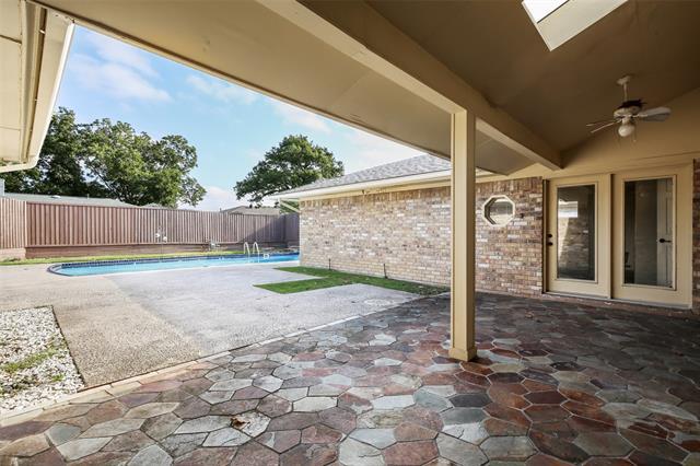 Building Photo - 2509 Westridge Dr