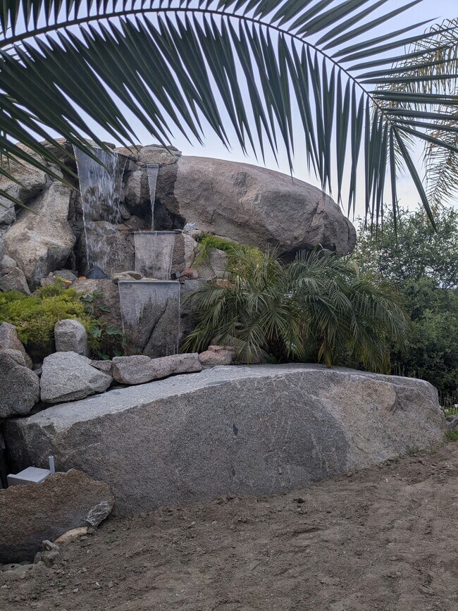 Building Photo - 27591 High Vista Dr
