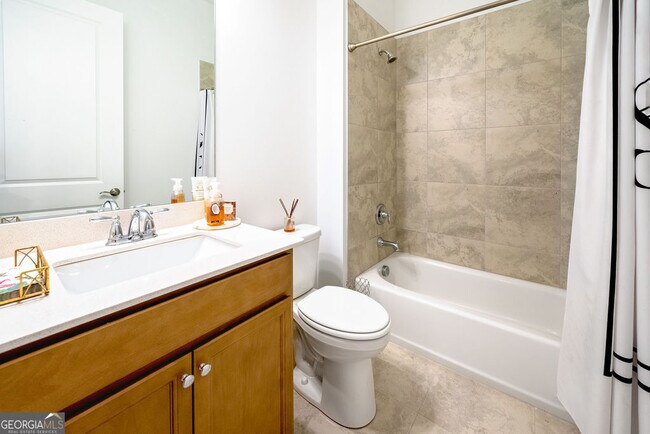 Building Photo - 106 Club Cresswind Dr