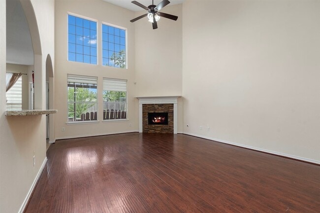 Building Photo - 5719 Indigo Trails Dr
