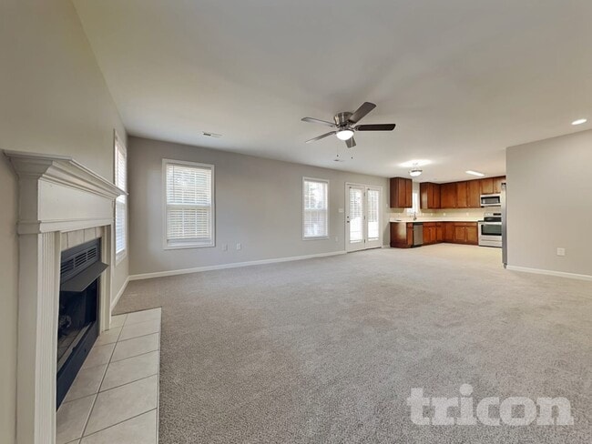 Building Photo - 220 Advance Dr