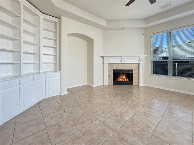 Building Photo - 906 Cougar Dr