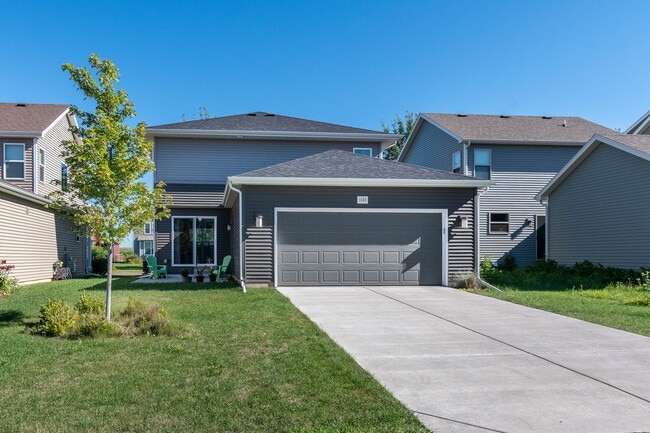 Building Photo - Professionally Managed Home in Convenient ...