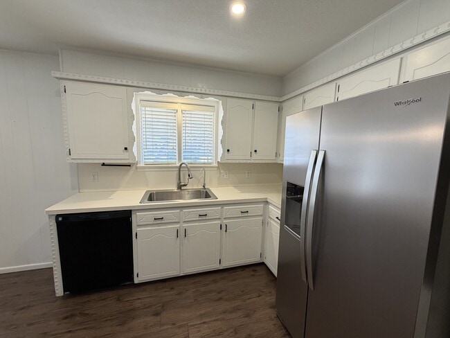 Building Photo - 6806 Norfolk Ave