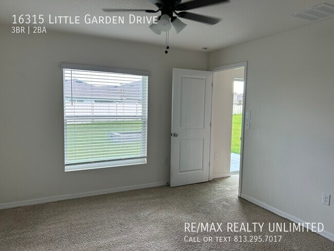 Building Photo - 16315 Little Garden Dr
