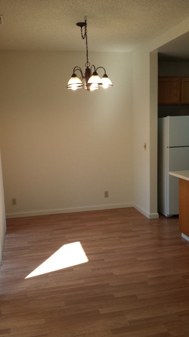 Building Photo - Lovely Pleasanton Townhouse