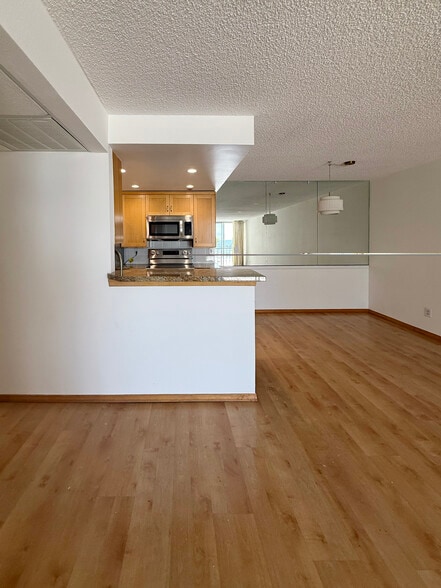 Kitchen/Dining - 8530 Holloway Dr