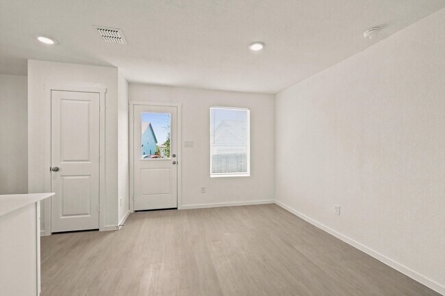 Building Photo - Brand-New 3-Bedroom Home with Community Amenities in Converse