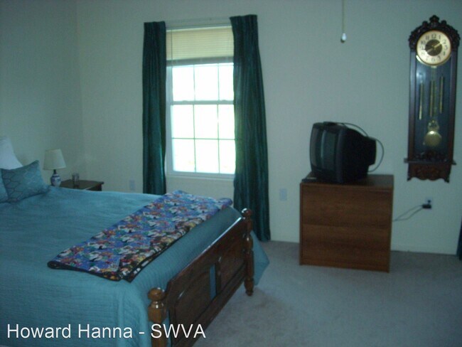 Building Photo - 3 br, 2.5 bath House - 76 Pinnacle Lane