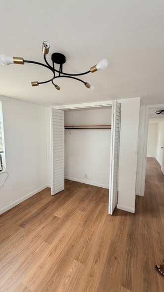 Building Photo - 414 Phippen Waiters Rd