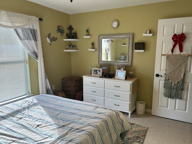 Building Photo - 112 Red Mill Dr