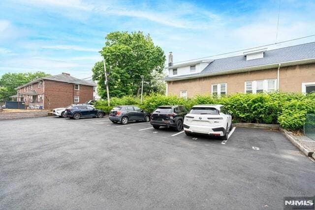 Building Photo - 141 Park Ave