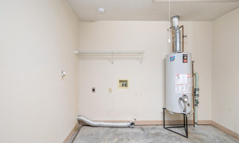 Building Photo - 1619 Chenoweth Cir