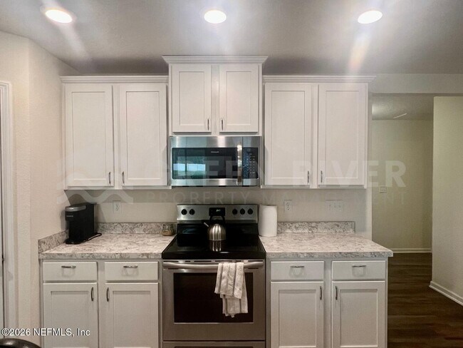 Building Photo - 9196 Bighorn Trl