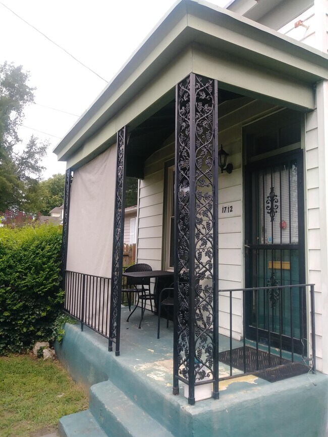 Primary Photo - 1712 Winder St