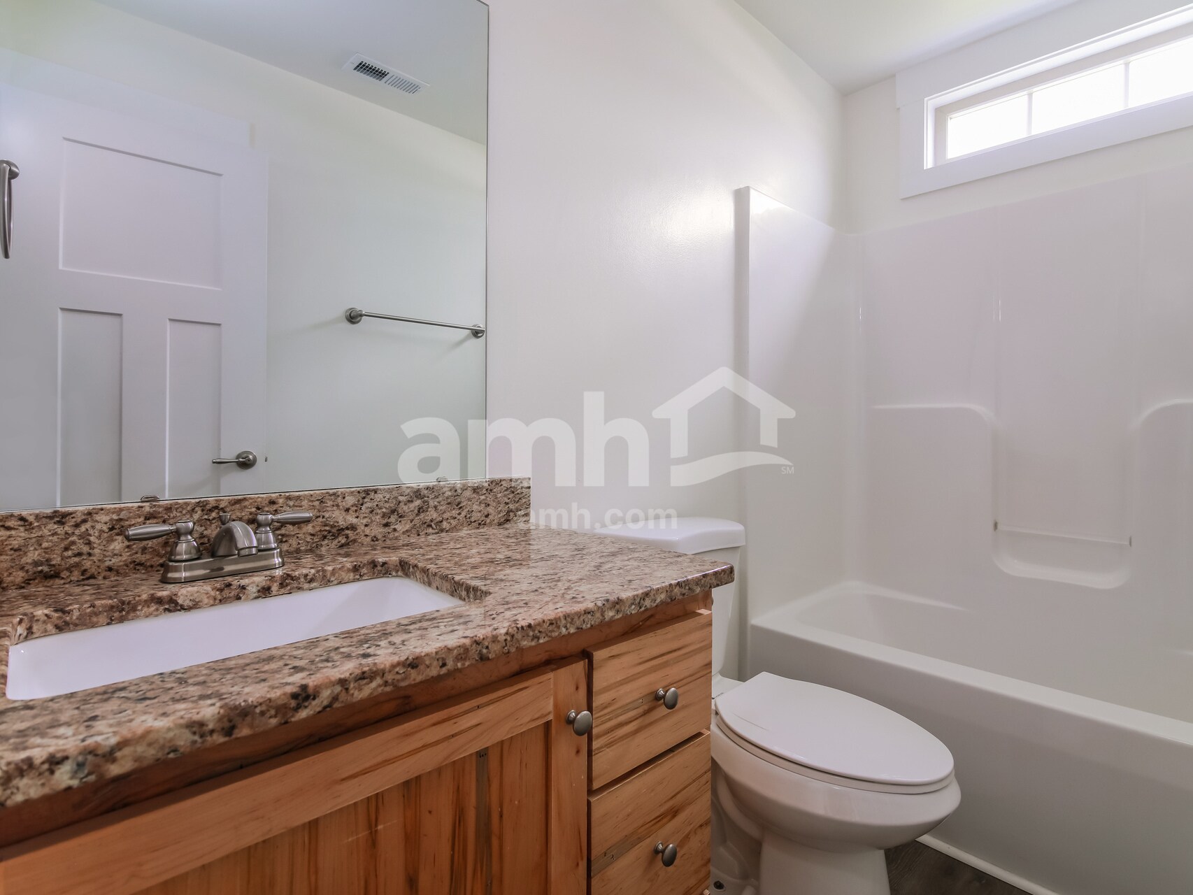 Building Photo - 15 Hanford Dr