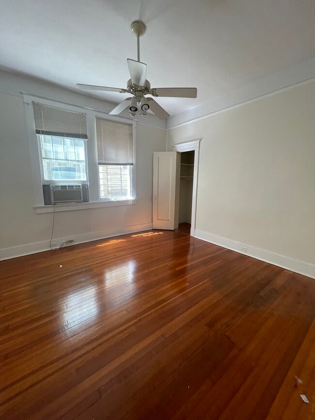 Building Photo - 7818 Saint Charles Ave