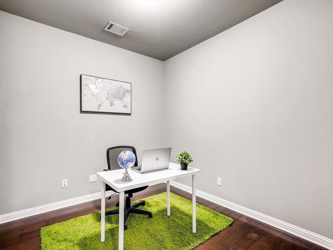 Building Photo - 928 Purple Moor Pass