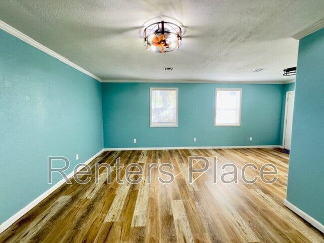Building Photo - 16929 A S Memorial Dr
