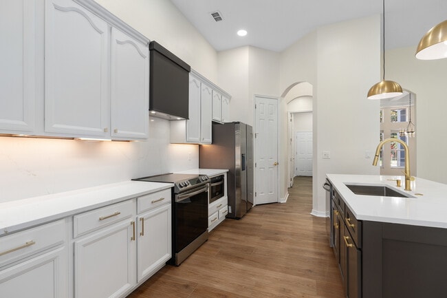 Building Photo - 2522 Northumbria Dr
