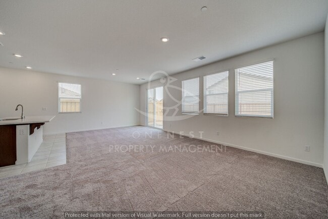 Building Photo - Gorgeous 3 Bedroom, 2 Bath Home In Twelve Bridges