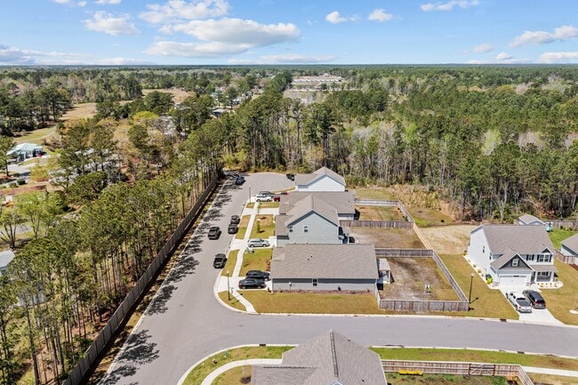 Building Photo - 680 Aurora Pl