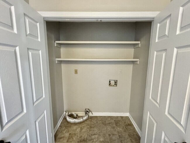 Building Photo - 4136 Garden Birch Cove