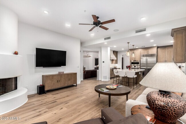 Building Photo - 7485 E Tumbleweed Dr