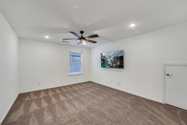 Building Photo - 31618 Donoso Dr