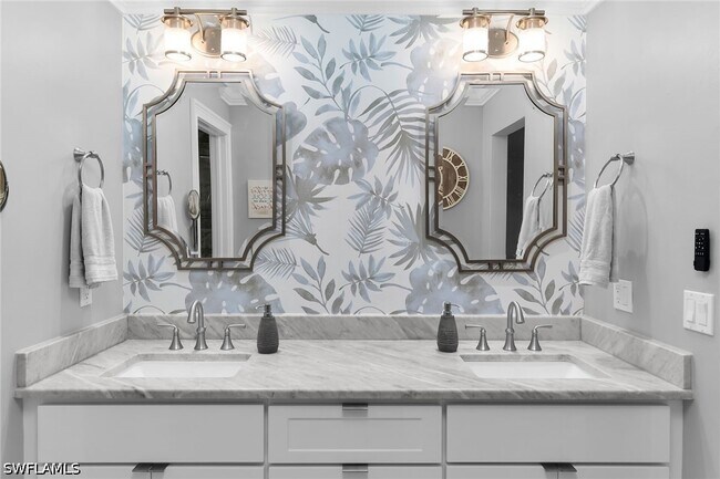 Building Photo - 1020 Swallow Ave