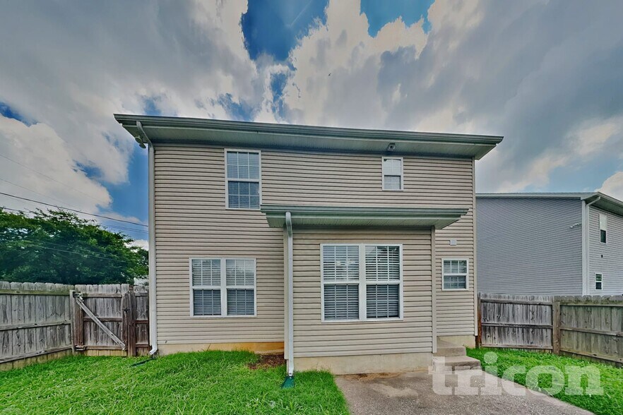 Building Photo - 501 Homey Dr