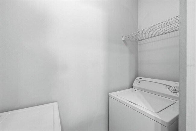 Building Photo - 4207 S Dale Mabry Hwy